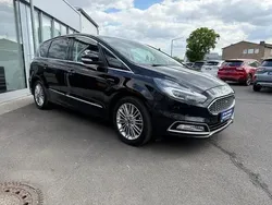 Schwarz Gebraucht 2018 Ford S-MAX Vignale Van / Kleinbus | 23.490 € (Etwas zu teuer)