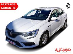 Weiß Gebraucht 2019 Renault Mégane IV Life Limousine | 13.490 € (Fairer Preis)