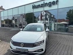 Weiß Gebraucht 2020 VW Passat Business Kombi | 21.490 € (Guter Preis)