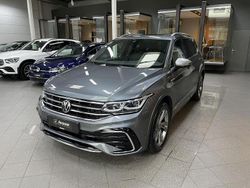 Platinum grey metallic (metallic) Gebraucht 2022 VW Tiguan Allspace R-line SUV | 33.990 € (Fairer Preis)
