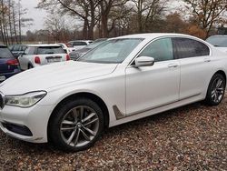 Weiß Gebraucht 2015 BMW 730 Limousine | 22.950 € (Guter Preis)