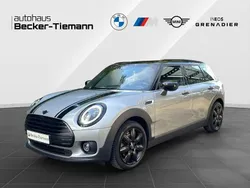 Melting silver iii Gebraucht 2023 Mini Cooper Clubman Classic Kombi | 25.888 € (Fairer Preis)