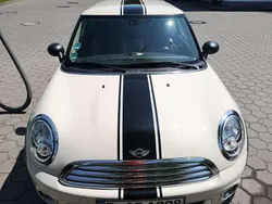 Weiß Gebraucht 2013 Mini ONE Kleinwagen | 7.995 € (Etwas zu teuer)