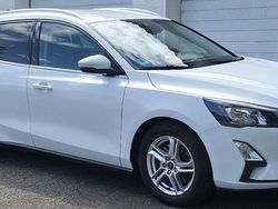 Weiß Gebraucht 2020 Ford Focus Cool & Connect Limousine | 9.000 € (Superpreis)