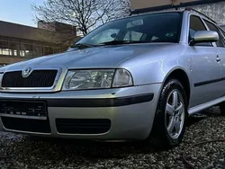 Gebraucht 2005 Skoda Octavia Style Kombi | 2.400 € (Etwas zu teuer)