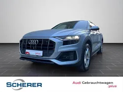 Satellitsilber metallic Gebraucht 2023 Audi Q8 Ambiente SUV | 59.890 € (Superpreis)