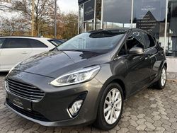 Grau Gebraucht 2018 Ford Fiesta Titanium Limousine | 9.490 €