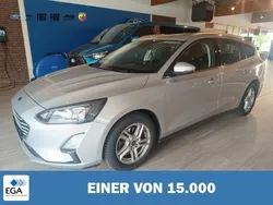 Silber metallic Gebraucht 2022 Ford Focus Cool & Connect | 18.870 € (Guter Preis)