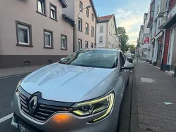 Silber Gebraucht 2017 Renault Mégane GrandTour Kombi | 7.999 €