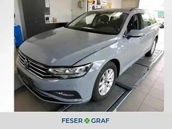 Mondsteingrau Gebraucht 2022 VW Passat Kombi | 21.750 € (Fairer Preis)