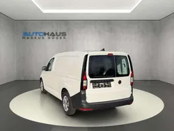 Candyweiß Gebraucht 2024 VW Caddy Maxi Van / Kleinbus | 32.290 € (Etwas zu teuer)