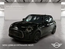 Schwarz Gebraucht 2022 Mini ONE Kleinwagen | 22.990 € (Etwas zu teuer)