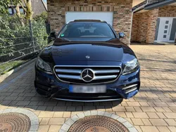 Blau Gebraucht 2020 Mercedes E350 AMG Kombi | 29.900 € (Fairer Preis)
