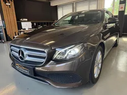 Braun Gebraucht 2017 Mercedes E220 Limousine | 22.999 € (Guter Preis)