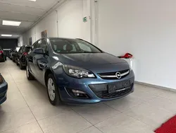 Blau Gebraucht 2015 Opel Astra Style Kombi | 6.499 € (Guter Preis)