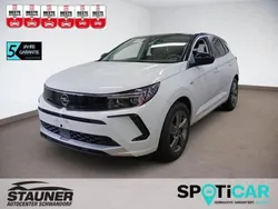 Jade weiß/dach schwarz Gebraucht 2024 Opel Grandland X Elegance SUV | 21.180 € (Fairer Preis)