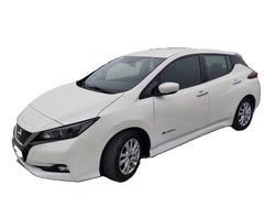 Weiß Gebraucht 2019 Nissan Leaf Kleinwagen | 13.000 € (Fairer Preis)