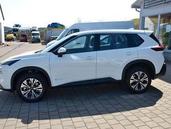 Solid white Gebraucht 2024 Nissan X-Trail Acenta SUV | 36.990 € (Fairer Preis)