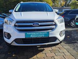 Weiß Gebraucht 2017 Ford Kuga Trend SUV | 9.999 € (Guter Preis)