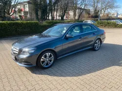 Grau Gebraucht 2015 Mercedes E250 Avantgarde Kombi | 16.500 € (Guter Preis)