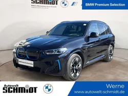 M carbonschwarz Gebraucht 2022 BMW iX3 Impressive SUV | 39.539 € (Guter Preis)