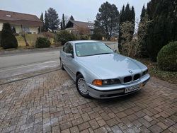 Silber Gebraucht 1997 BMW 523 Limousine | 8.999 €