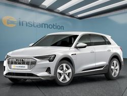 Weiß Gebraucht 2022 Audi e-tron SUV | 29.599 € (Fairer Preis)