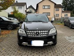 Schwarz Gebraucht 2011 Mercedes ML350 Sport SUV | 14.800 € (Fairer Preis)