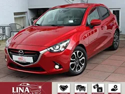 Rot Gebraucht 2015 Mazda 2 Edition Limousine | 13.980 € (Fairer Preis)
