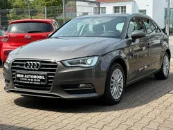 Grau Gebraucht 2014 Audi A3 Sportback Sport Limousine | 13.850 € (Fairer Preis)