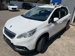 Blanc banquise Gebraucht 2014 Peugeot 2008 Active SUV | 8.799 € (Fairer Preis)