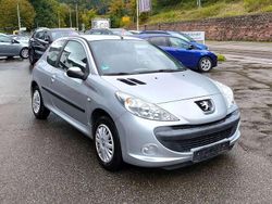 Aluminiumgrau/metallic Gebraucht 2009 Peugeot 206 Basis Kleinwagen | 4.475 €
