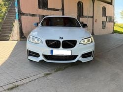 Weiß Gebraucht 2016 BMW M235 Sport Line Coupé | 23.500 € (Fairer Preis)