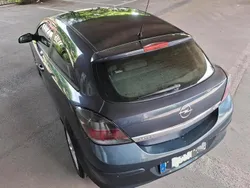 Grau Gebraucht 2009 Opel Astra GTC Coupé | 3.800 € (Superpreis)
