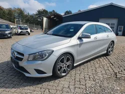 Silber Gebraucht 2015 Mercedes CLA200 Shooting Brake Kombi | 9.700 € (Fairer Preis)