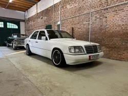 Weiß Gebraucht 1995 Mercedes 280 AMG Limousine | 7.990 €
