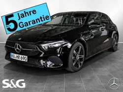 Unilack nachtschwarz Gebraucht 2025 Mercedes A200 Progressive Limousine | 39.190 €