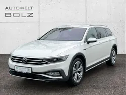 Weiss Gebraucht 2022 VW Passat Alltrack Kombi | 32.490 € (Fairer Preis)