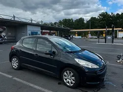 Schwarz Gebraucht 2008 Peugeot 207 Limousine | 2.500 €