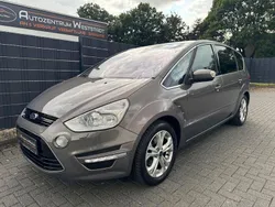 Braun Gebraucht 2014 Ford S-MAX Titanium Van / Kleinbus | 14.199 € (Teuer)