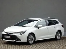 Super white 2 (metallic) Gebraucht 2023 Toyota Corolla Business Edition Kombi | 25.980 € (Guter Preis)