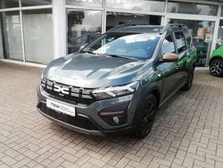 Grün Gebraucht 2024 Dacia Jogger Extreme Limousine | 19.290 € (Guter Preis)