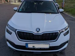 Weiß Gebraucht 2023 Skoda Kamiq Ambition SUV | 16.500 € (Guter Preis)