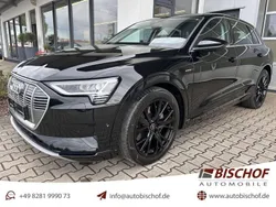 Brillantschwarz Gebraucht 2022 Audi e-tron Advanced SUV | 37.850 € (Superpreis)