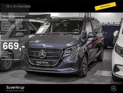 Blau Gebraucht 2024 Mercedes V250 Style Van / Kleinbus | 64.260 € (Superpreis)