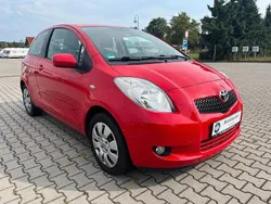 Rot Gebraucht 2007 Toyota Yaris Luna Kleinwagen | 2.700 € (Etwas zu teuer)