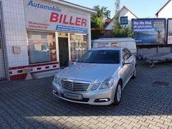 Silber Gebraucht 2010 Mercedes E250 Elegance Limousine | 11.990 € (Fairer Preis)