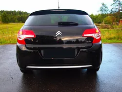 Silber metallic Gebraucht 2012 Citroën C4 Limousine | 7.300 € (Fairer Preis)