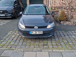 Grau Gebraucht 2014 VW Golf VII Trendline Kombi | 7.100 € (Fairer Preis)