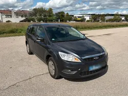 Grau Gebraucht 2008 Ford Focus Kombi | 1.650 € (Fairer Preis)